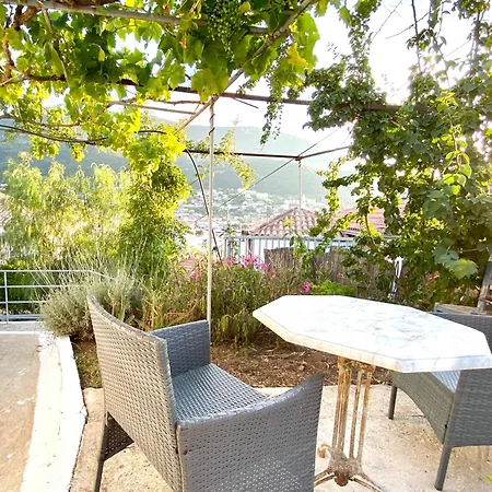 Stylish Vathy With Sea View *